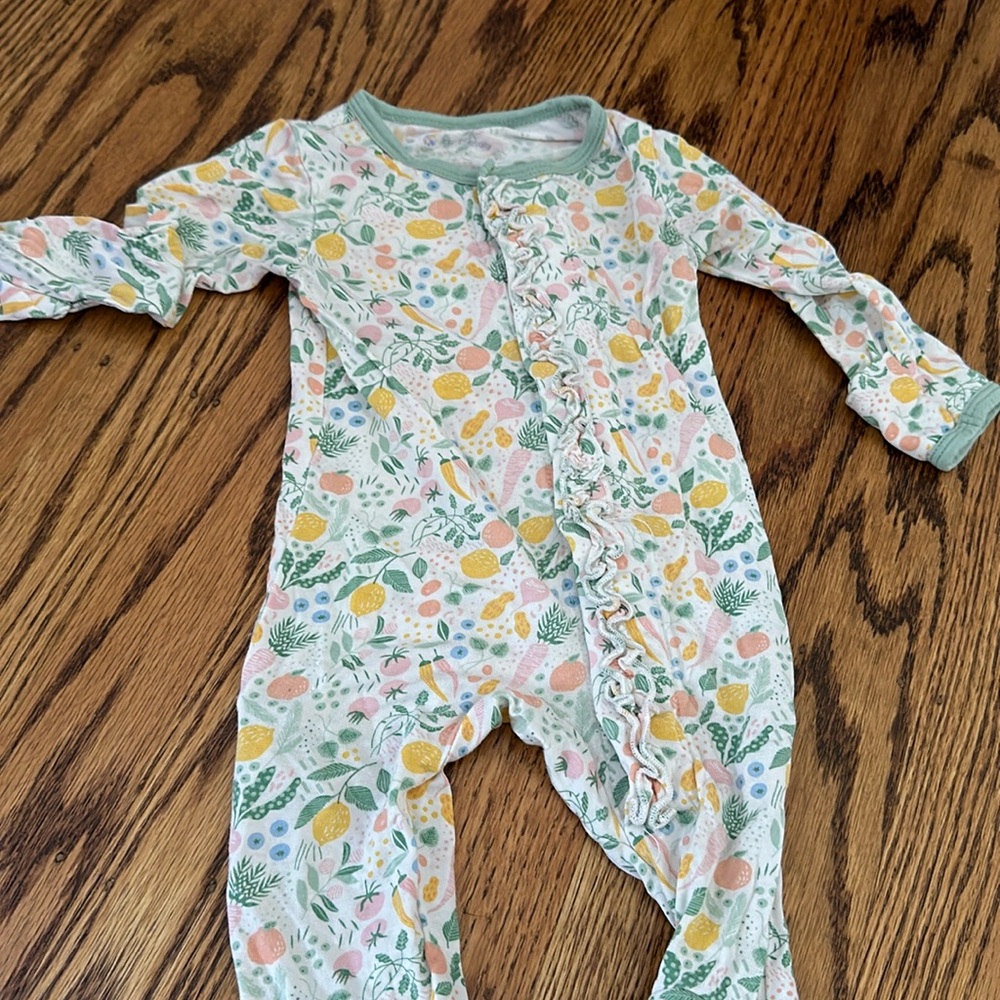 Magnetic me farmer market footsie nb